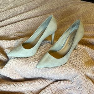 Christian Siriano grey heels